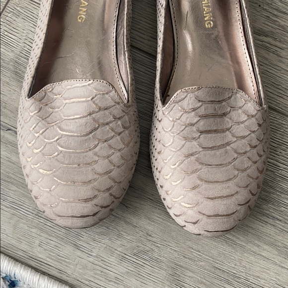 Flats - Picture 2 of 7